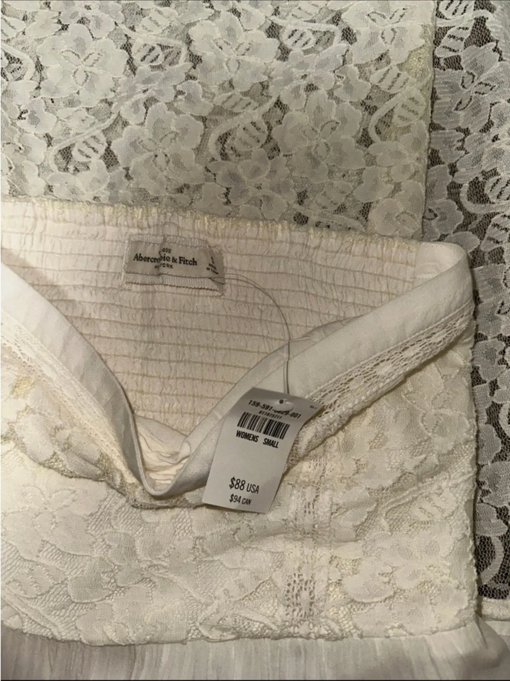 LAST CHANCE Abercrombie & Fitch Cream Lace Strapless Maxi Dress